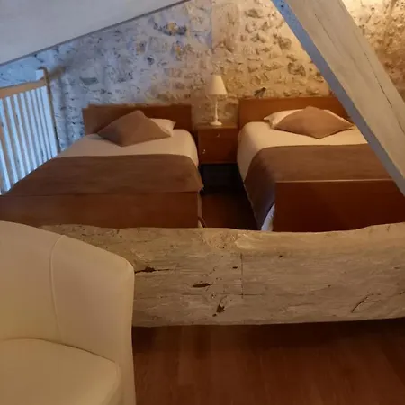 La Charentaise Ch D'hotes ,studio 3* 谢拉克